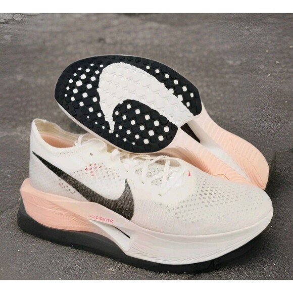 New Men\'s Size 11 Nike ZoomX VaporFly Next% 3 Sail/black Crimson Tint DV4129-103 main image 7